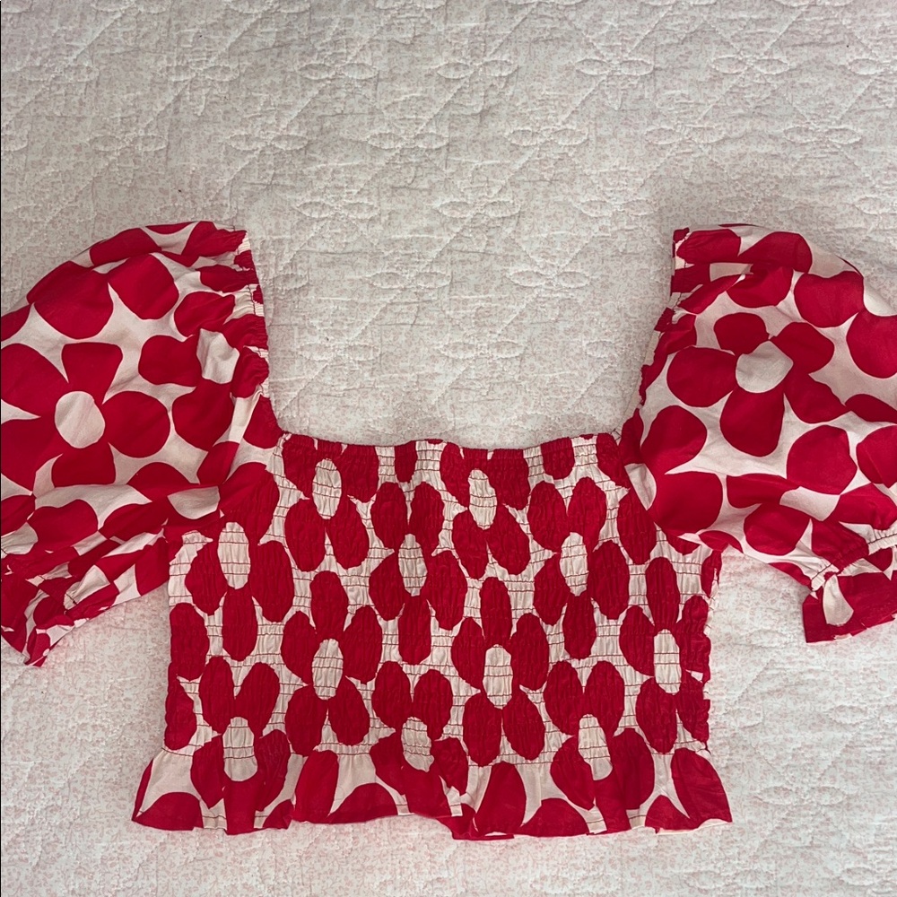 Jacqui E Red and White Puff Sleeve Blouse